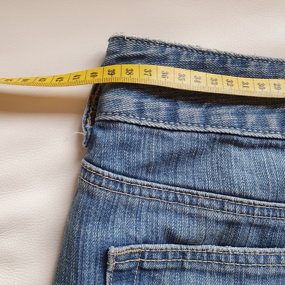 Levi's denim mini skirt - Picture 6 of 6